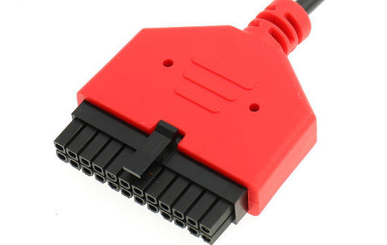 مجموعة تسخير الأسلاك الحمراء 24awg مع خدمات تصنيع المعدات الأصلية / تصنيع التصميم الشخصي للسيارات