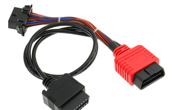 مجموعة تسخير الأسلاك الحمراء 24awg مع خدمات تصنيع المعدات الأصلية / تصنيع التصميم الشخصي للسيارات